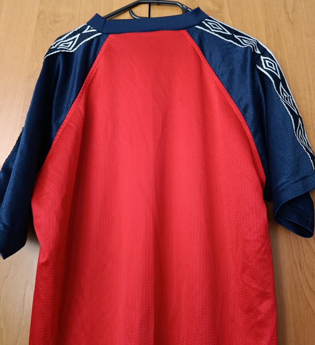 Umbro koszulka męska treningowa 38 M