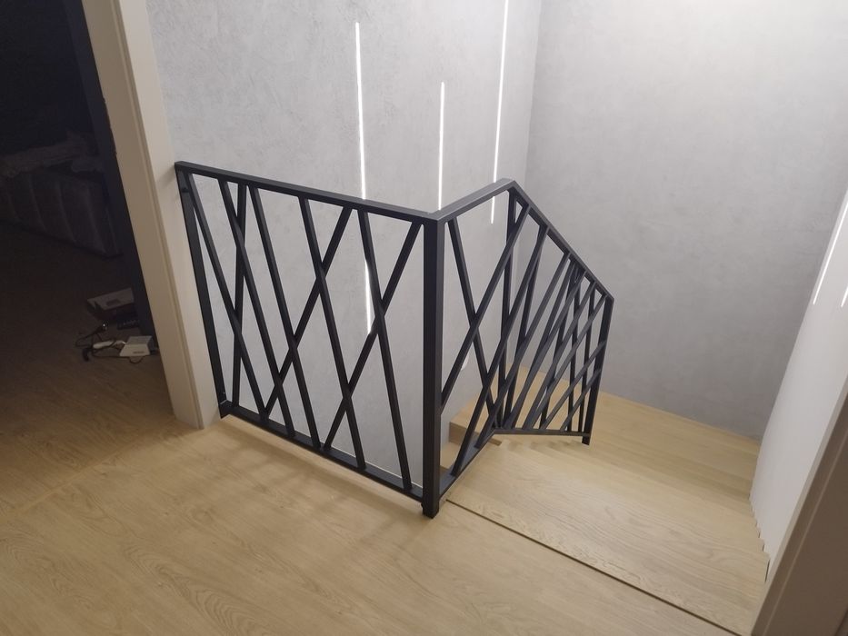 Balustrady metalowe zewnętrzne/wewnętrzne       barierka/balkon/schody