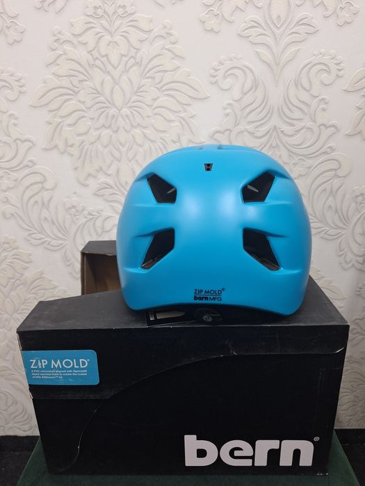Kask rowerowy BERN MORRISON S/M 54-57cm niebieski BOA