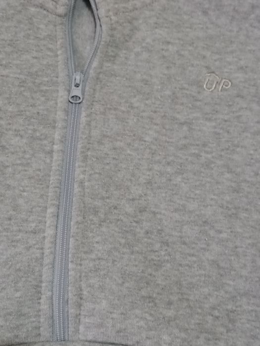 Camisola Cinzenta da Up