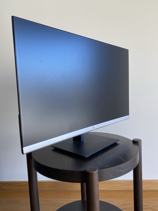Monitor HP 27F 27" Full HD IPS – Excelente estado