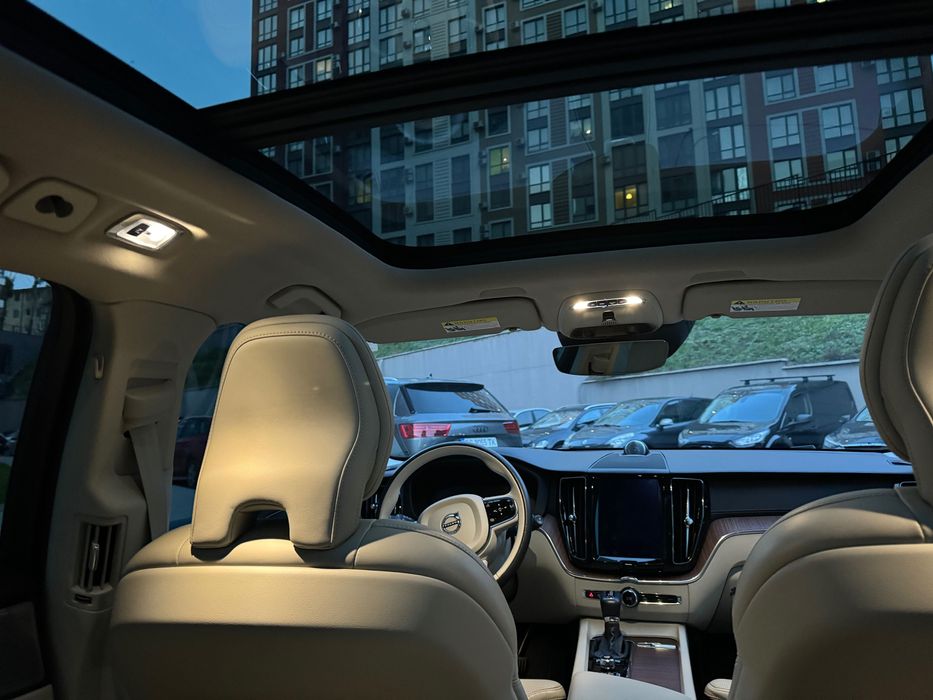 Volvo XC60 2019 Inscription
