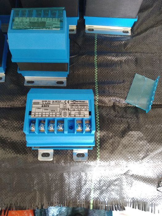 Transformadores 220/12v clase2  novos varios424445798882355201
