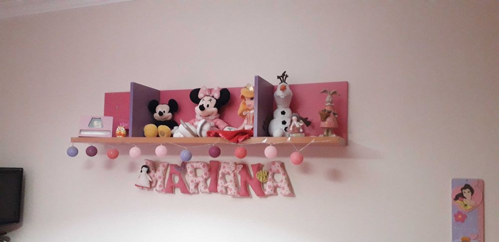 Prateleira quarto menina