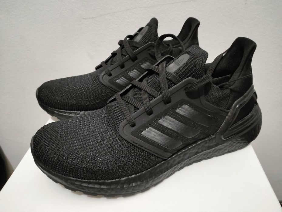 Adidas ultraboost 22 NOVOS*