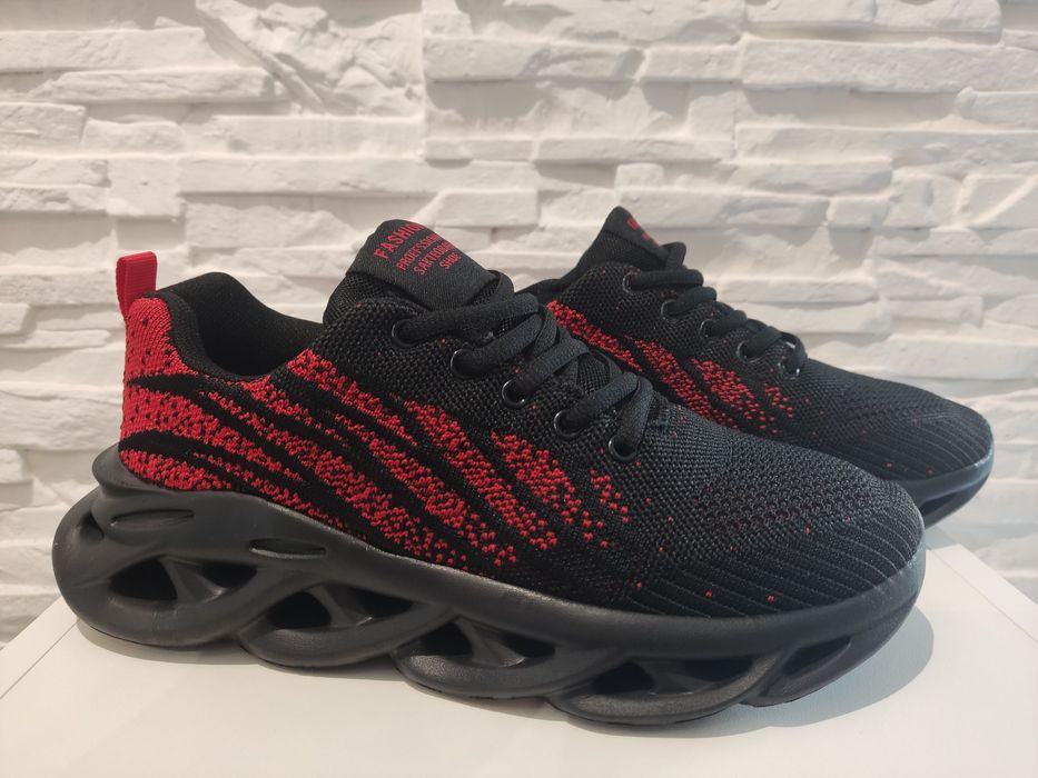 Buty sportowe męskie 39 (25 cm)