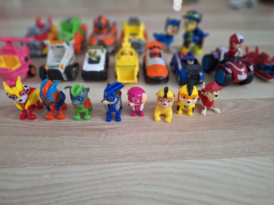 Figurki i pojazdy Psi Patrol