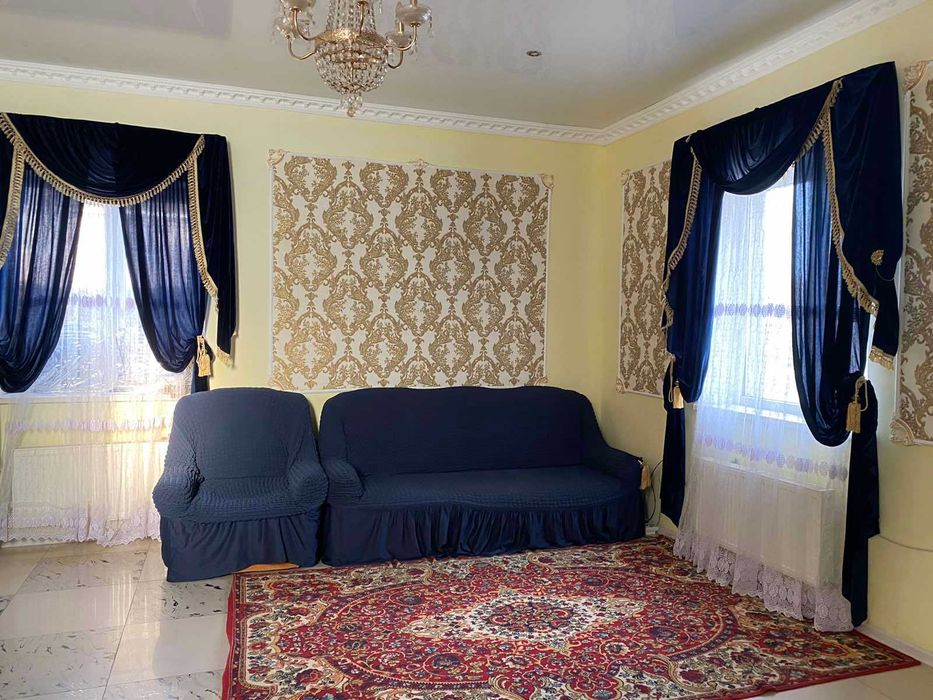Продам 2-этажный дом 200 м² рядом с ул. Дмитрия Донского. Отличная цена!