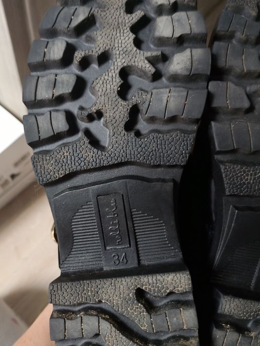 Buty na koturnie