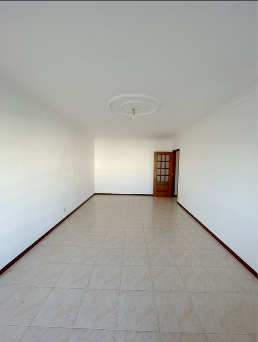 T1 no centro de Bombarral