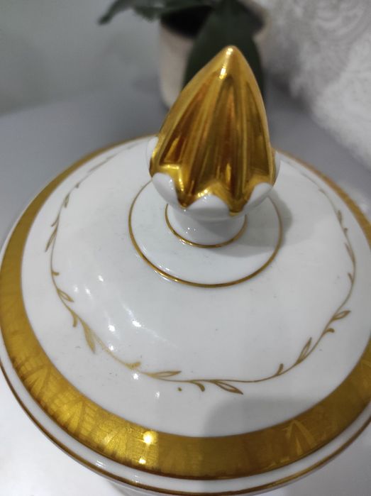 Pote cerâmica antigo com tampa