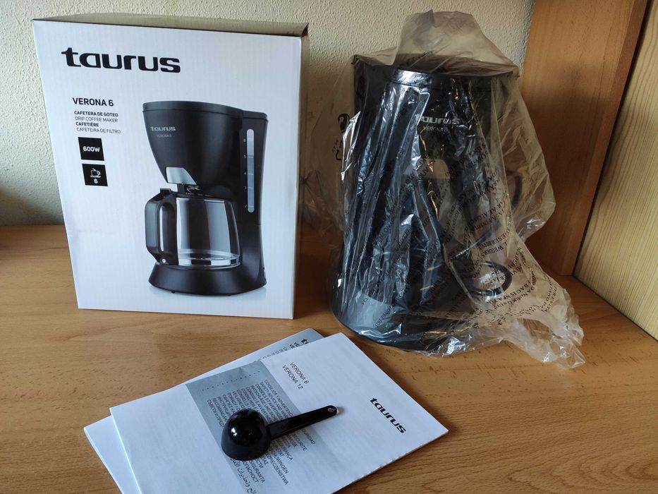 Máquina de Café TAURUS Vereona 6 (Nova, sem Jarra)