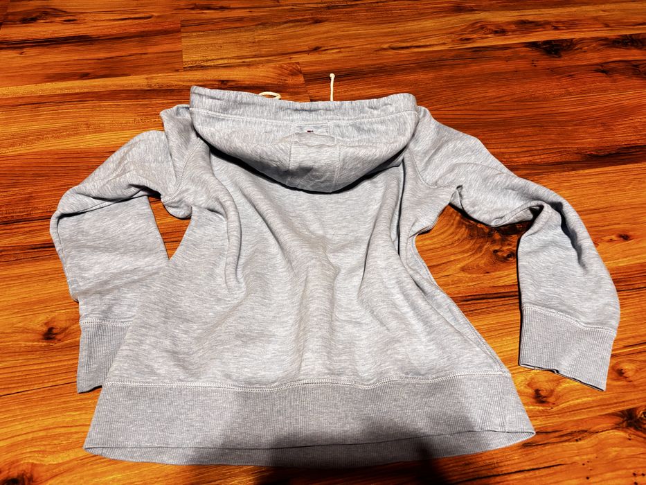 Błękitna bluza,Tommy Hilfiger
