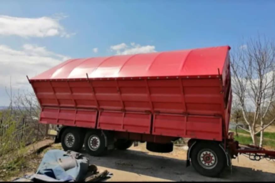 Грузовой прицеп DAPA