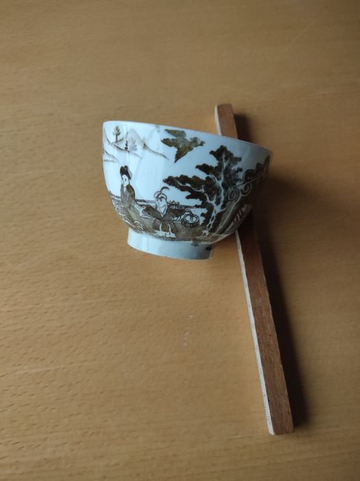 Conjunto de peças em cerâmica chinesa.