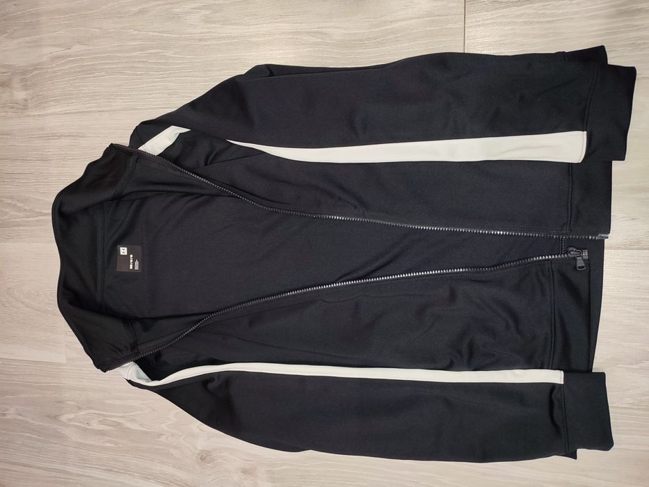 Костюм спортивный Under Armour новый