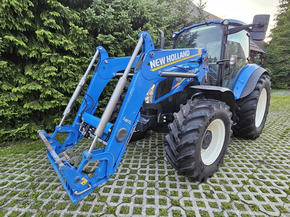 New Holland T5.115 z ladowaczem czolowym, 2700 motogodzin