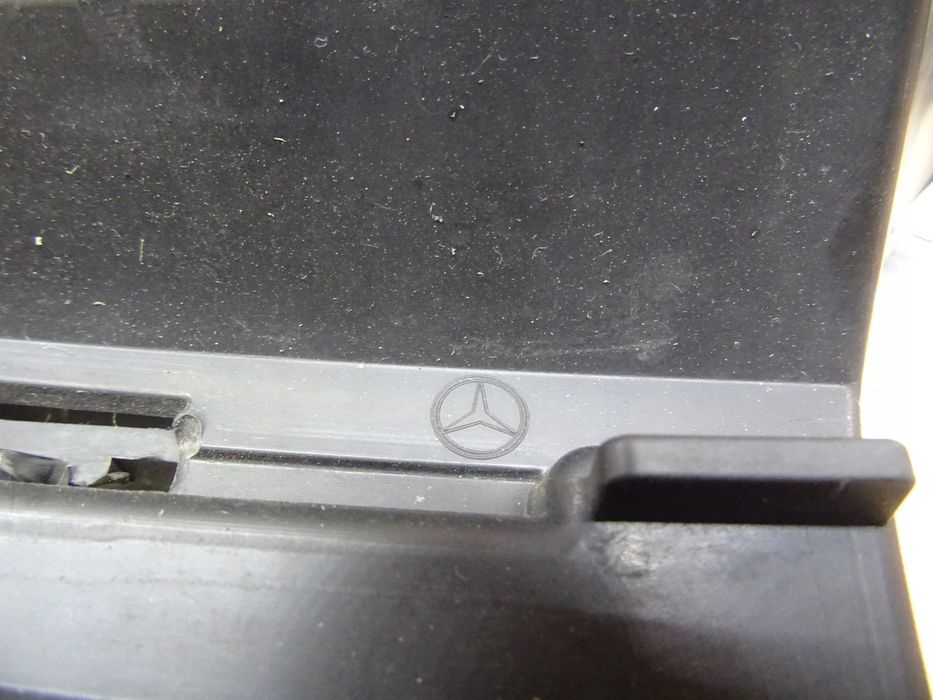 grill mercedes w205 c-klasa c 6.3 amg a2058880523s llu