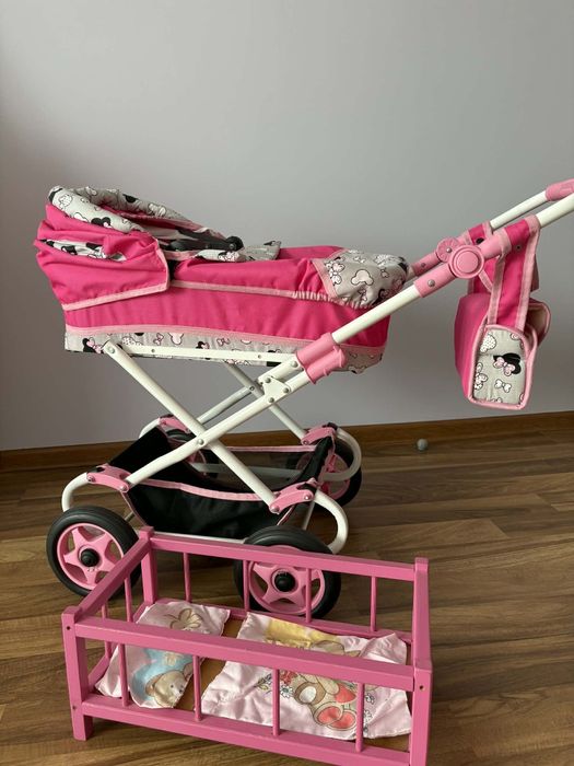 Wózek dla lalek.