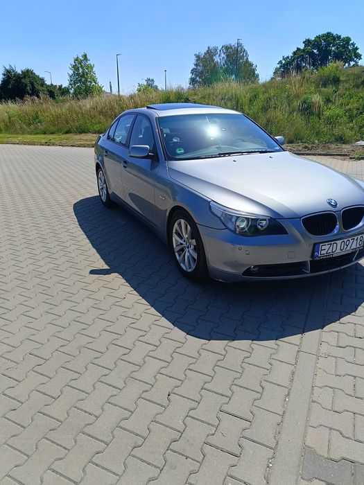BMW 520i Sedan ( Oryginał )
