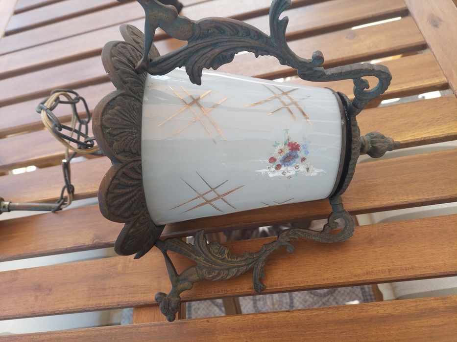 Candeeiro antigo Art Deco em metal e vidro