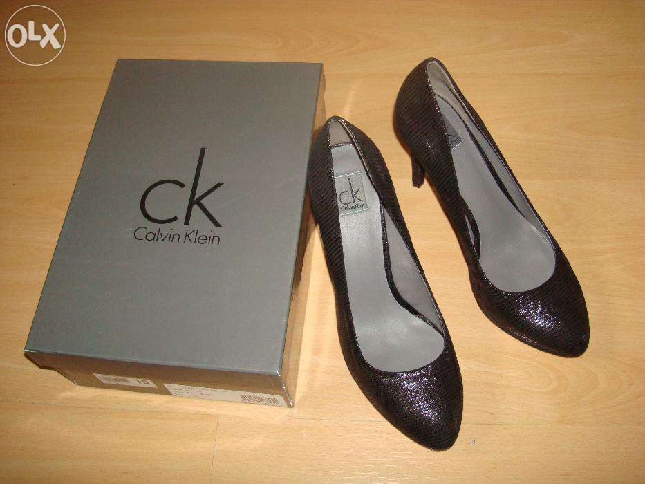 Calvin Klein skórzane czółenka 41 nowe