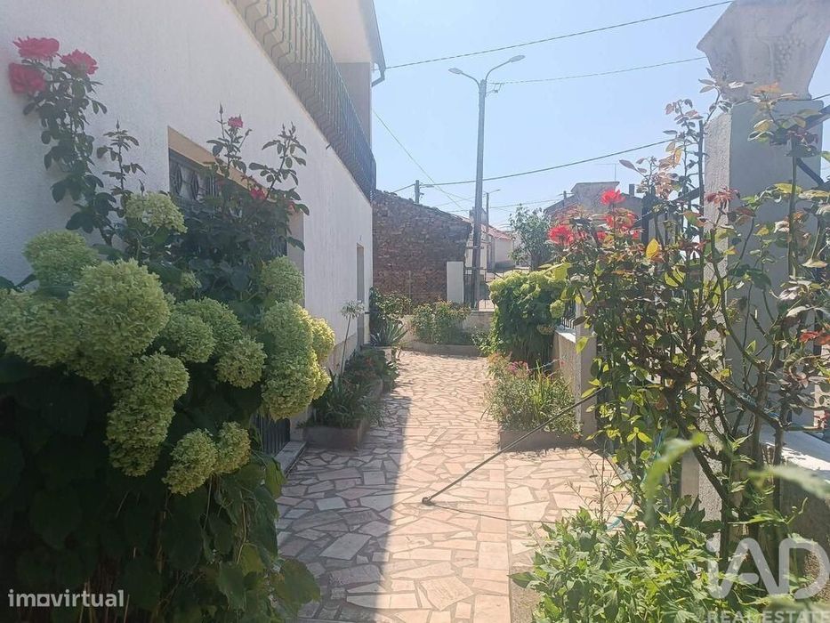 Casa / Villa T5 em Brunhoso de 170 m2