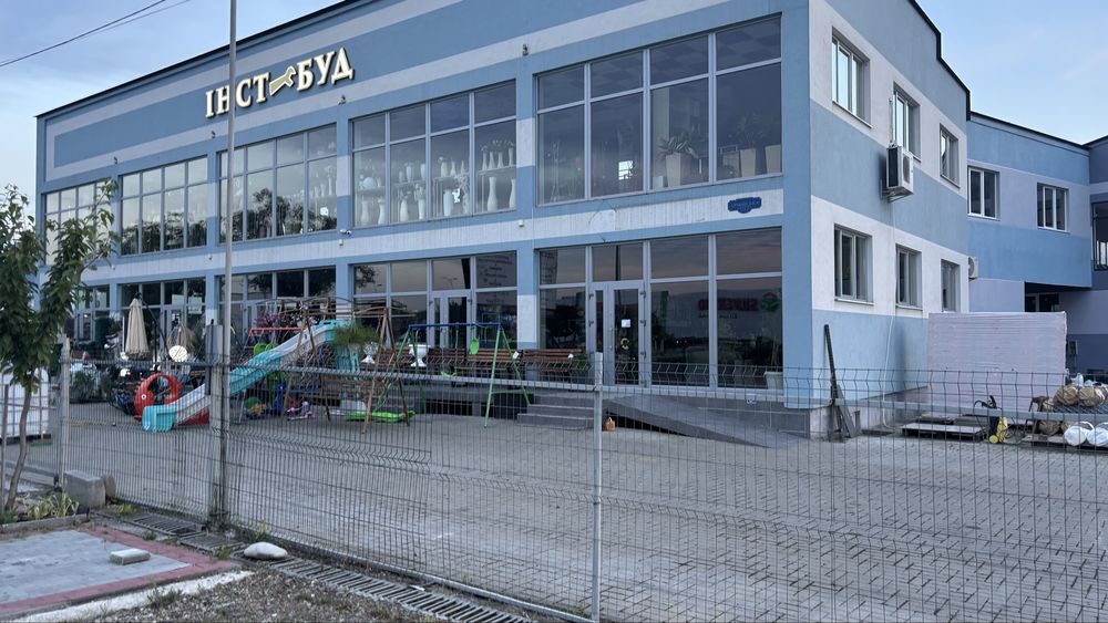 Торгівельно-офісний комлекс комерційні приміщення магазин склад