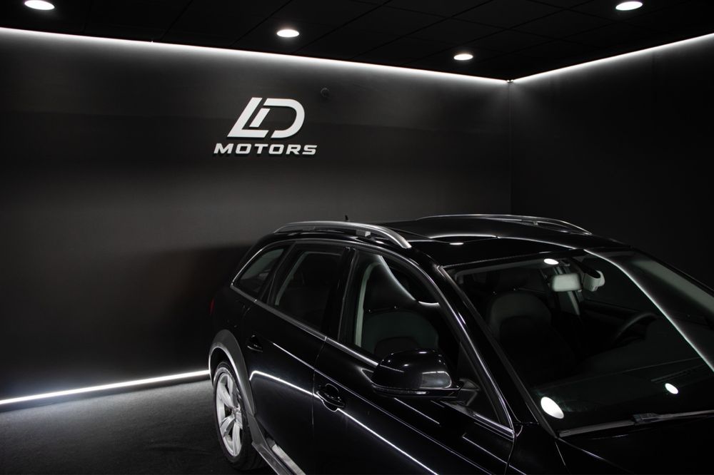 Audi A4 Allroad 2.0 TDI 170 CV ( Full Extras )