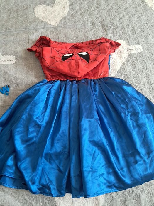 Плаття людина павук MARVEL.ще є для хеловвіну