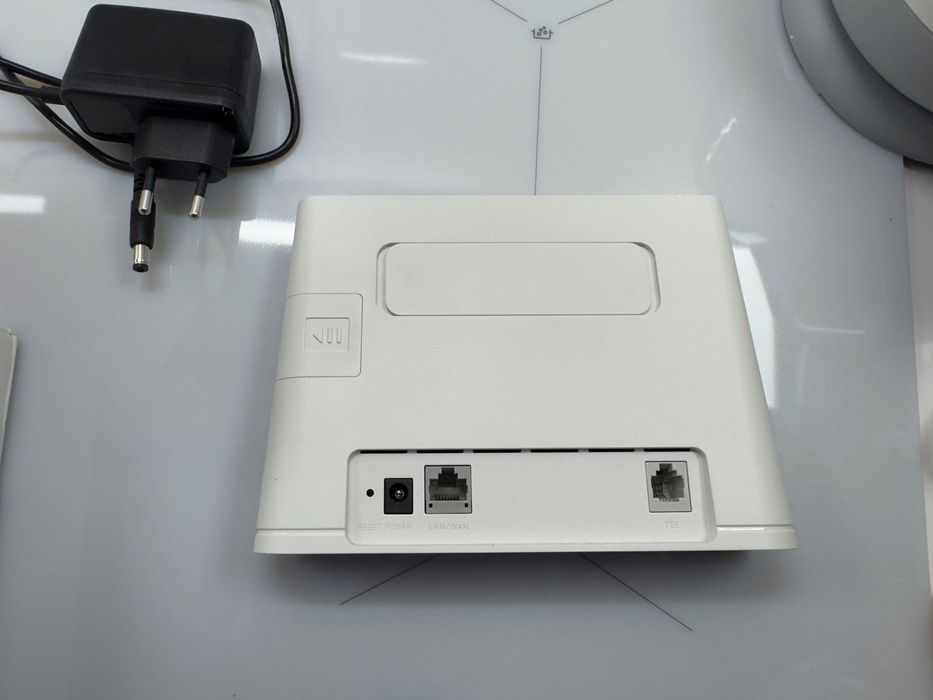 Huawei 4G Router 2 - B311-221 LTE obsługa karty SIM bezprzewodowy