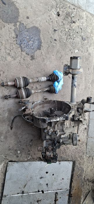 Skrzynia biegów toyota avensis II t25 2.0 vvti benzyna przebieg 180 tys. Półosie gratis wysyłka