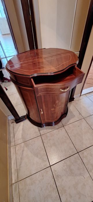 Vendo móvel de hall