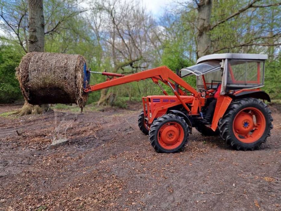 traktor same falcon 4x4 ladowacz czołowy diesel ciognik rolniczy