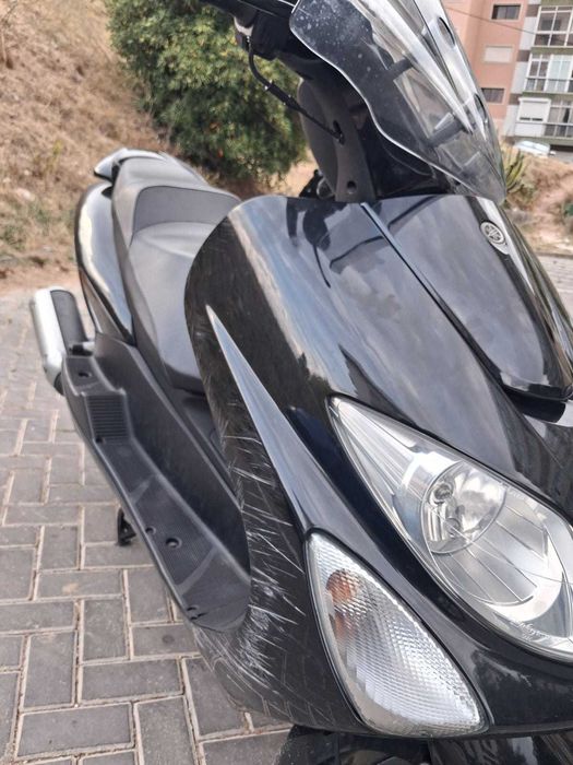 Yamaha Majesty 125 | 2010/11 | 12.410 km | 1 dono