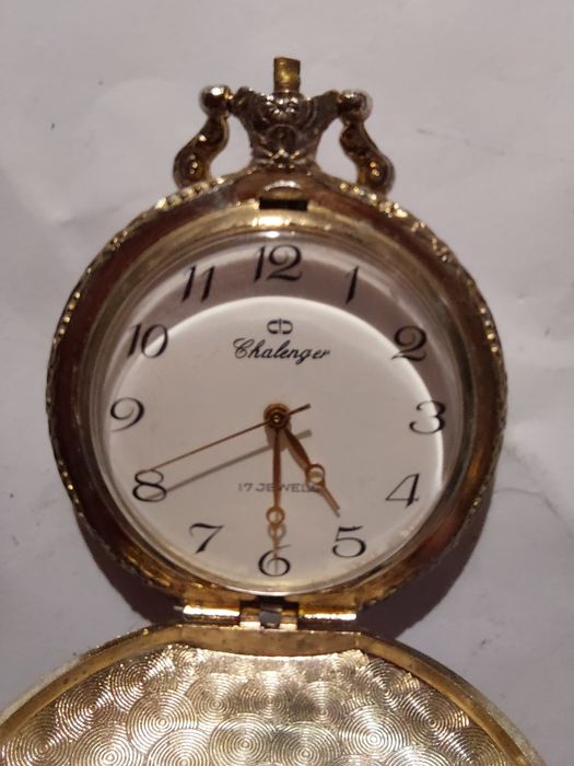 Zegarki kieszonkowe mołnie i inne