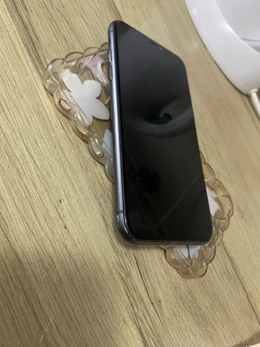 Iphone 11 com 64 gb
