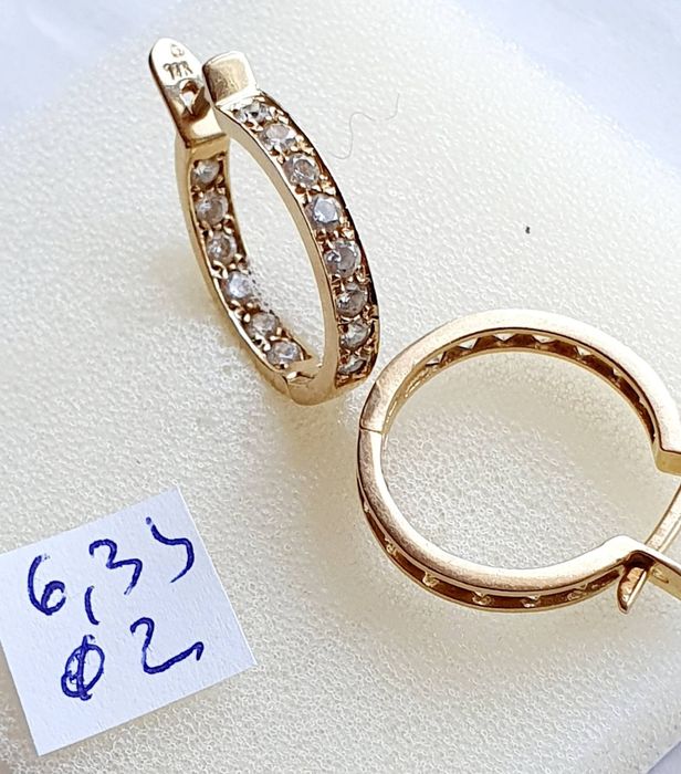 Продам золотые серьги-конго