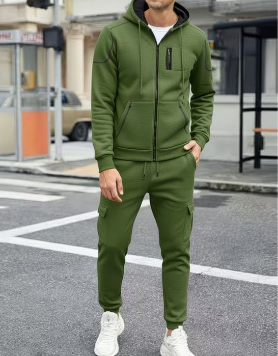 Теплый мужской спортивный костюм на флисе разные модели