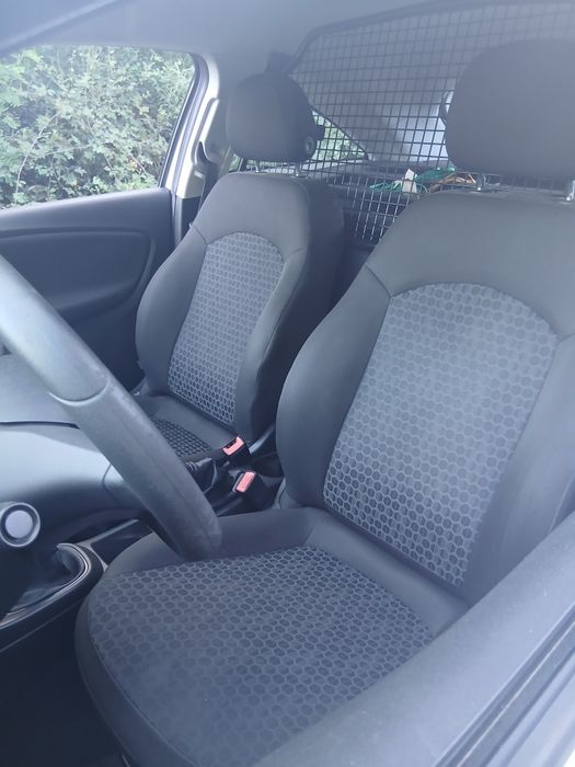 Opel corsa CDTI 1.3 comercial