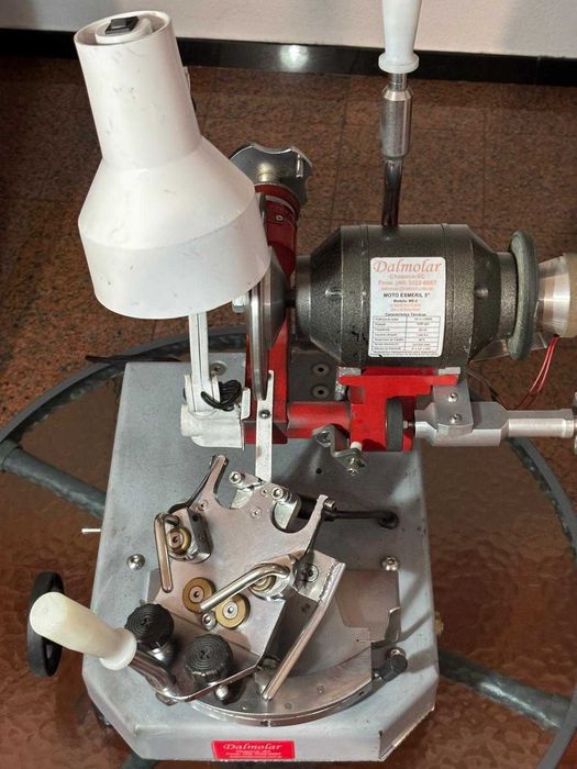 Máquina Profissional de Afiação de Alicates de Unha