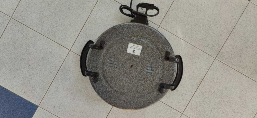 Grelhador/panela eléctrica multifunções 39,5 cm - Novo