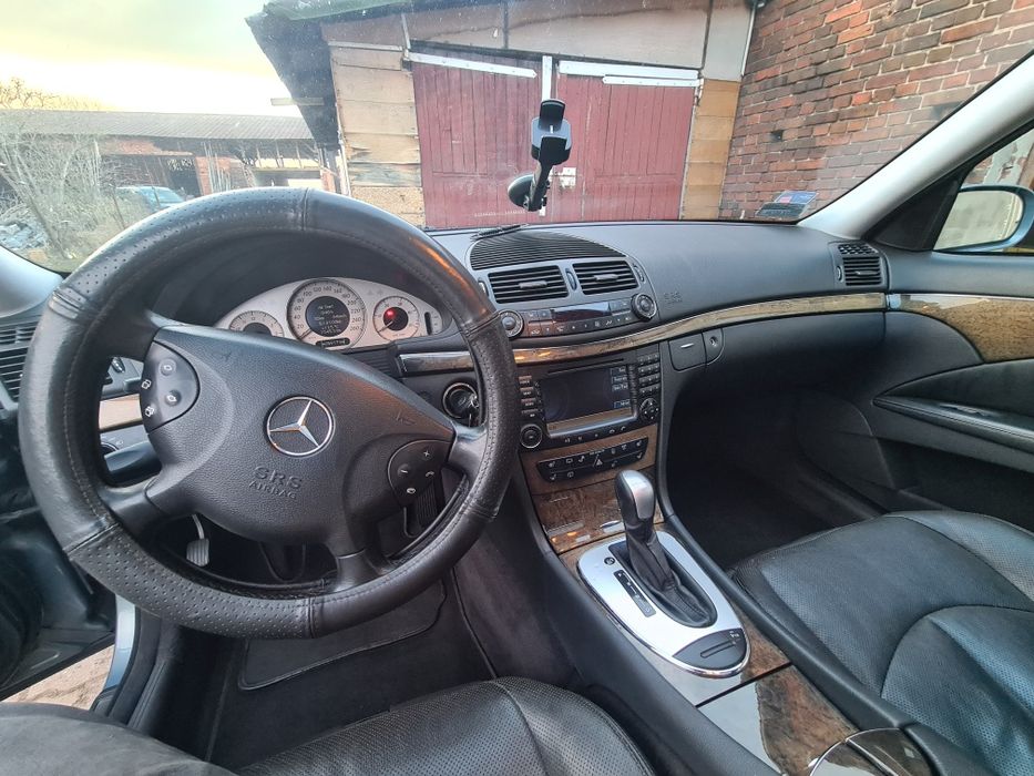 Mercedes-Benz E 320 CDI 2004r