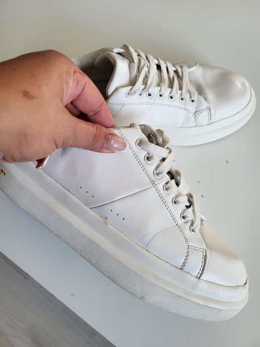 PULL&BEAR męskie sneakersy – rozmiar 42