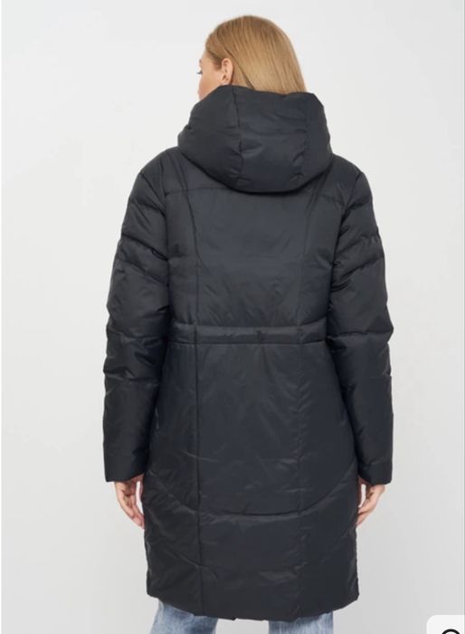 Пуховик under armour жіночий