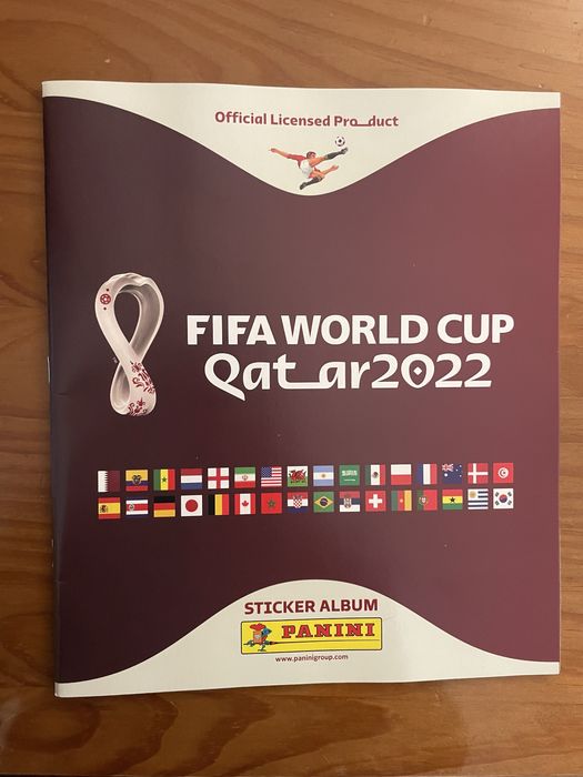 Cadernetas mundial 2022 e 2010