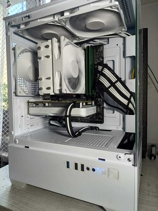 | Gamingowy PC | GTX 1650 | I5-8400 | 16GB RAM | WIN 11 |