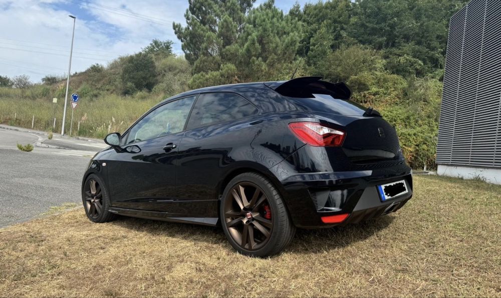 Seat Ibiza Cupra 1.8 TSI 240 CV Ano 2017 ( 65.000 KM )