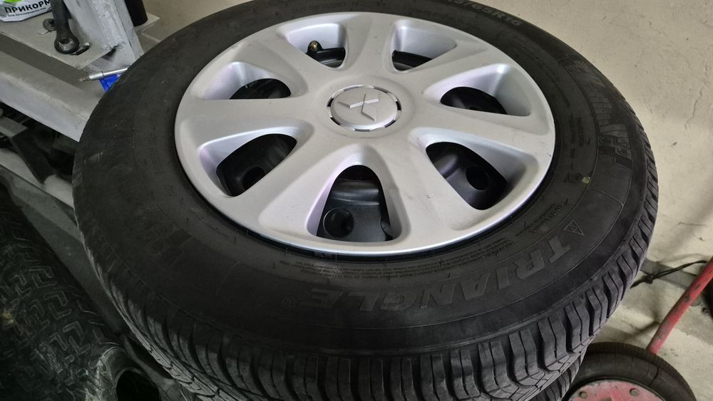 Колеса в сборе с всесезонной резиной цена за 1шт r16 215/65   5×114.3