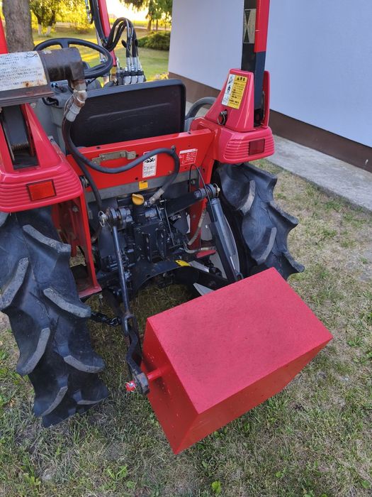 Mini traktorek Yanmar Af170 z Ładowaczem czołowym